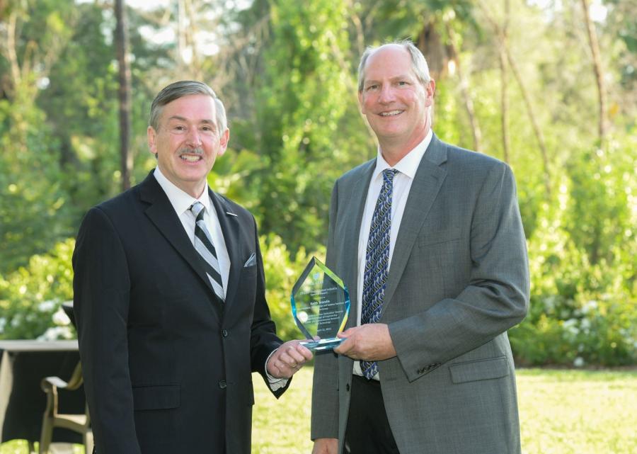 Volvo Group North America’s Keith Brandis (L), vice president of system solutions and partnerships, was presented the Industry Distinguished Service Award by the University of California, Riverside’s Bourns College of Engineering — Center for Environmental Research and Technology (CE-CERT). The award was presented to Brandis by Matthew Barth, Director of CE-CERT at the University of California, Riverside.
