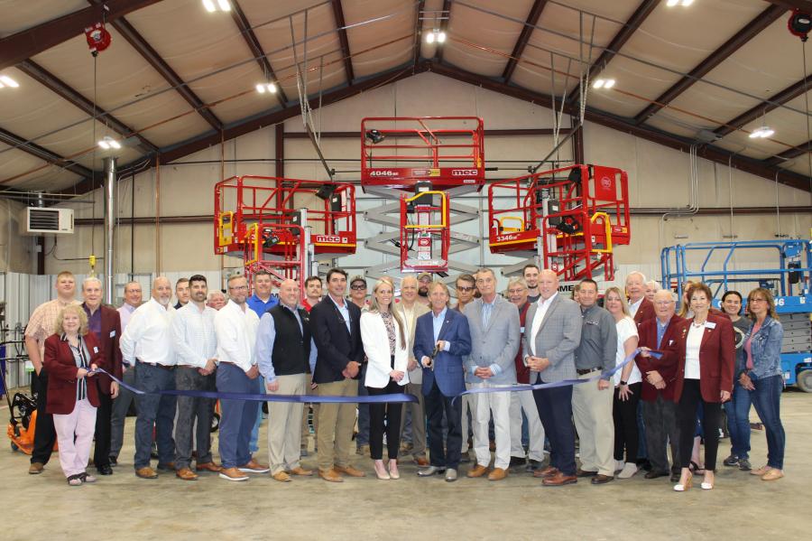Members of the Fabick family, Fabick Cat leadership and the Fabick Rents Rolla team, joined by Mayor Lou Magdits and the Rolla chamber of commerce board of directors, ambassadors and chamber members for the official grand opening and ribbon cutting ceremony.