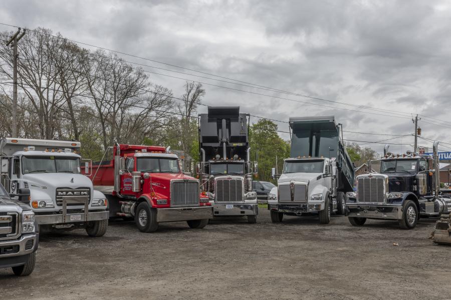 Some of the highlighted dump trucks and tractors included a 2003 Mack CV713 tri-axle dump truck, 2007 Western Star, 2018 Peterbilt dump truck, 2022 Kenworth T880 tri-axle dump truck and a 2022 Peterbilt tractor.
(CEG photo)