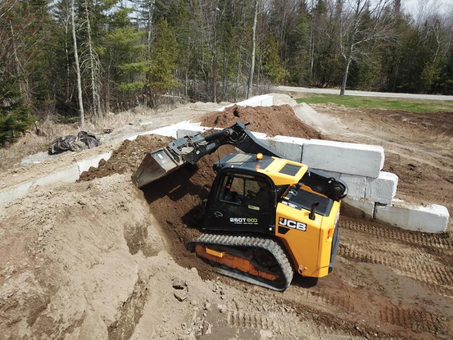 Over the past several years, T & T has made a significant investment in JCB equipment purchased from Alta Equipment Company, including this JCB 260T track loader.
(Alta Equipment Company photo)