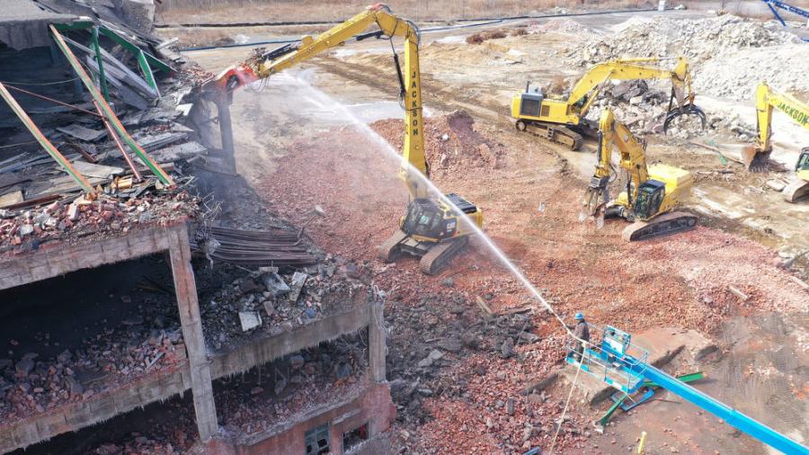 The plant was located on a 30-acre site, which had 10 buildings on 10 acres.                                                           
(Jackson Demolition Service Inc. photo)