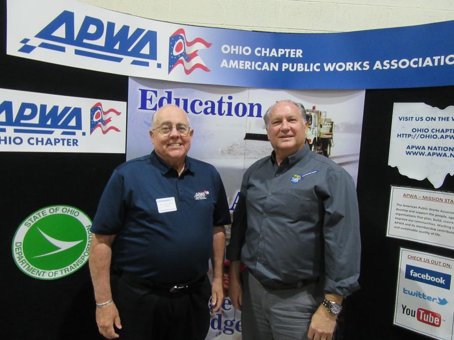 APWA’s Dave Barber (L) and City of Brunswick service director Paul Barnett served as the welcoming committee at the Northeast Ohio Public Works Expo.
(CEG photo)