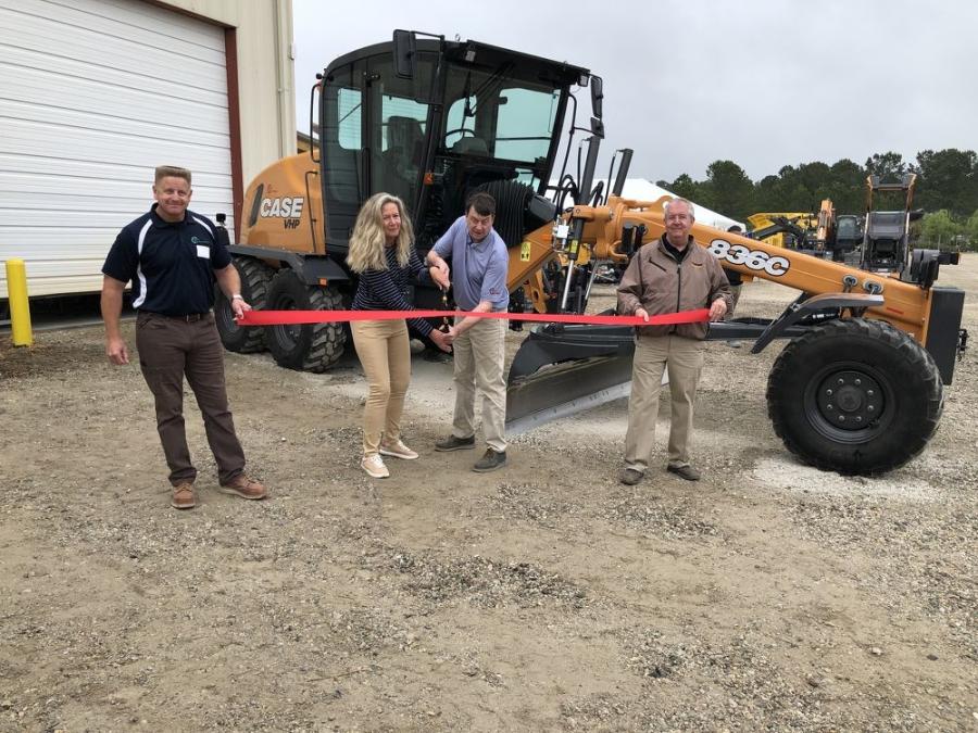 Cutting the ribbon to officially open Hills Machinery’s ninth location (L-R) are Chris Mackey of Hills Machinery; Beth Bartow of Case; and Adam Hills and Billy Tedder, both of Hills Machinery.
(CEG photo)