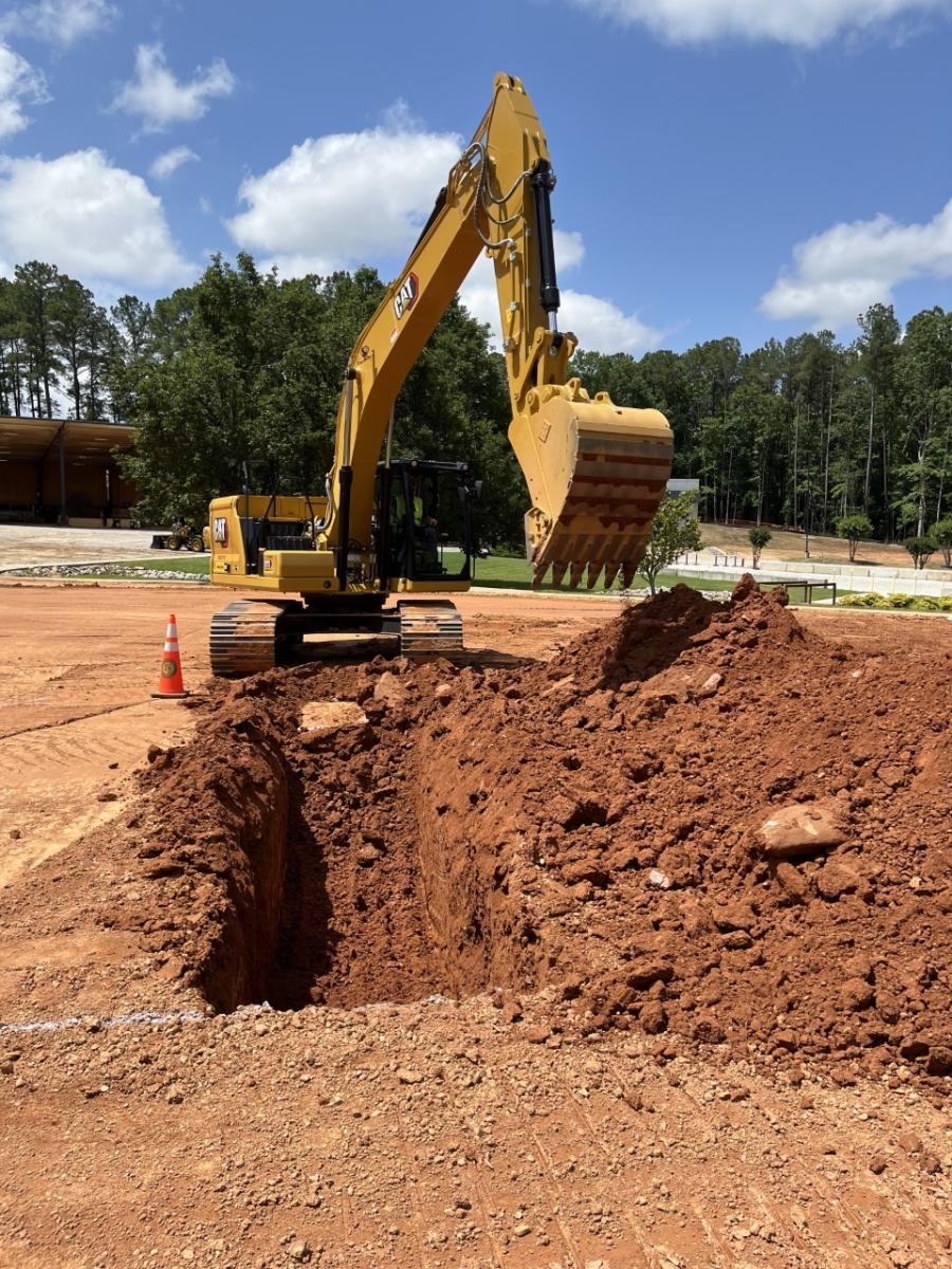 In “the Big Dig” the contestant had to dig a 25-ft.-long ditch while maintaining a 4-ft. depth within a tolerance of 2/10ths of an inch. The Cat 323 excavator was equipped with Cat Grade Control that helps operators reach grade faster.
(CEG photo)