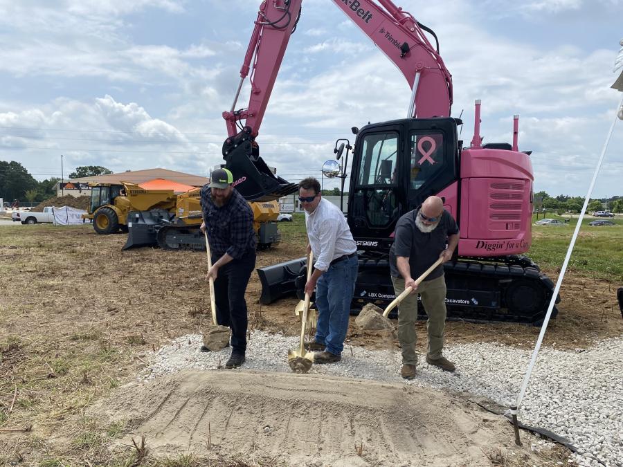 (L-R) are Gus Wilson, CFO; Paul Jones, branch manager; and Eric Hinshaw, senior vice president of sales and marketing. (Heavy Machines photo)