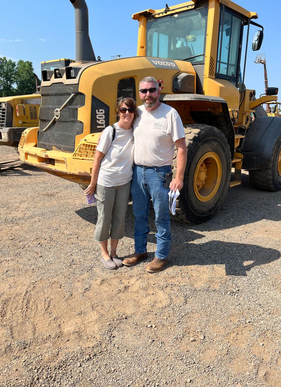 Sherri and Brad Windsor of Windsor Construction in Taylors, S.C., were in the market for wheel loaders and thought this Volvo L60G would suit their needs.
(CEG photo)