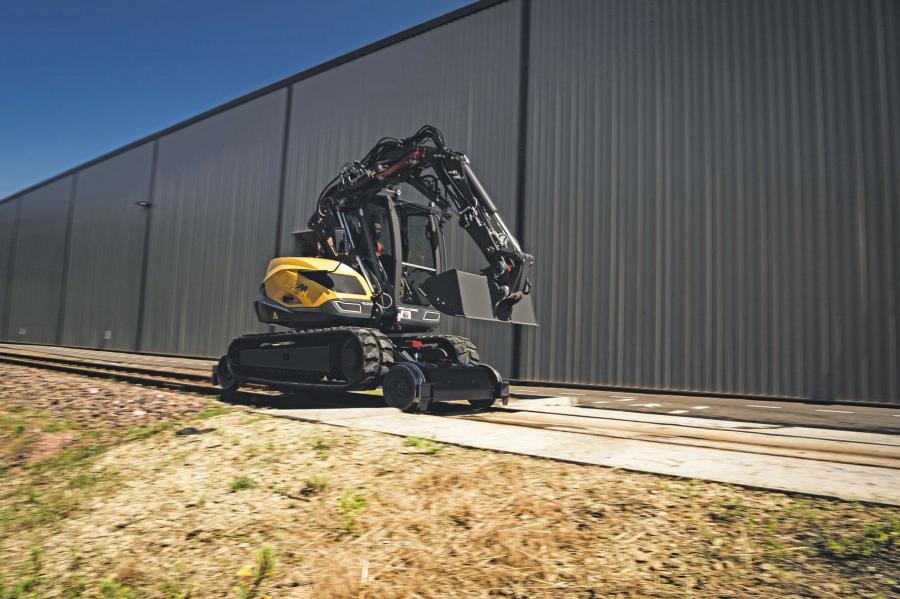 As one of two tracked models in the MRail series, the 106MRail is designed to give users more versatility on railway sites to improve their day-to-day efficiency.