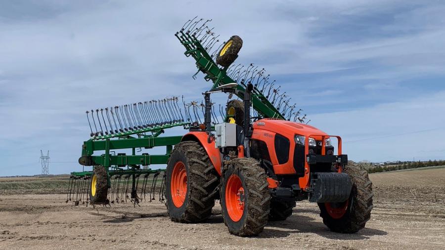 Sabanto addresses challenges including labor shortages, non-stop field operations, weather and significant capital expenses for agriculture machinery by providing FaaS through swarms of multiple smaller tractors equipped with its autonomous technology to perform in-field operations. (Photo courtesy of Sabanto Twitter page)