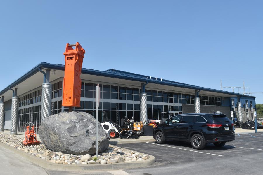 R.H. Finke & Son’s expansive facility in Selkirk, N.Y., just south of Albany, is recognized as one of the most modern and technologically advanced facilities in the region.
(CEG photo)