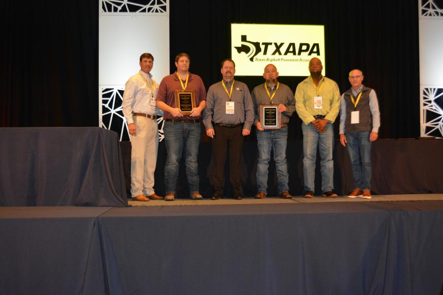 Austin Bridge and Road (Div. of Austin Industries) received TXAPA’s award for Complexity Paving, Dense-Graded for its work on IH-30 in Dallas County.
(CEG photo)