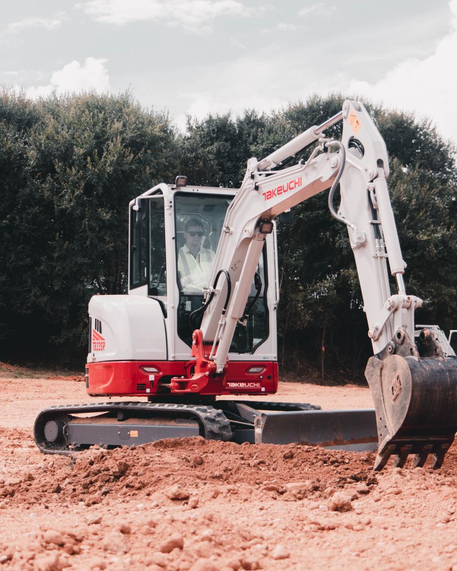 The TB335R’s short tail swing design results in a rear overhang of only 3.1 in. over the tracks, making it ideal for working in tight or confined spaces, according to David Caldwell, national product manager of Takeuchi.