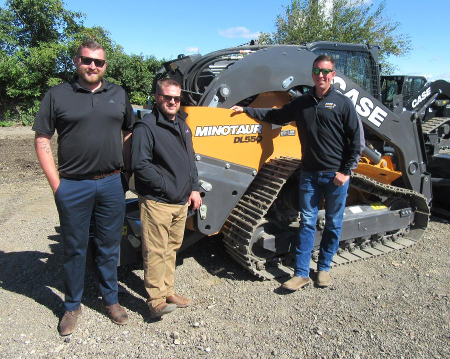 (L-R): Southeastern Equipment’s TJ Gleason and Mickey Gourley joined Case Sales Specialist Marc Hauser to greet attendees and discuss the new Case Minotaur DL550 compact dozer loader.
(CEG photo)