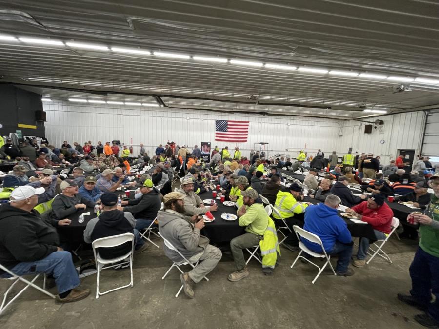 Attendees were treated to a hearty barbecue lunch catered by Miller’s BBQ. 
(Diamond Equipment Company photo) 
