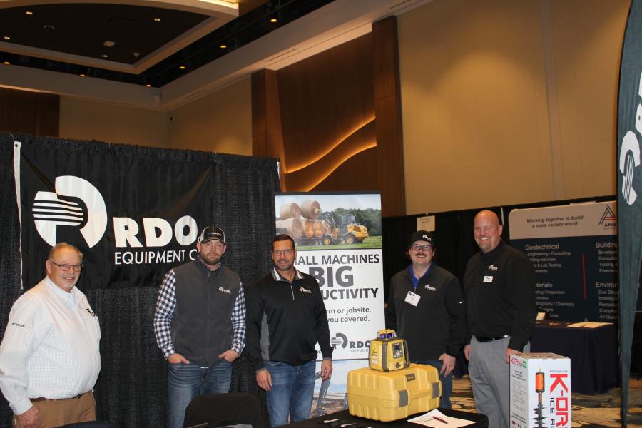 (L-R): RDO Equipment’s Dan Wiese, Jim Bertelson, Blair Scheibel, Tony Carden and Scott Weness were on hand to discuss the RDO lineup.
(CEG photo) 