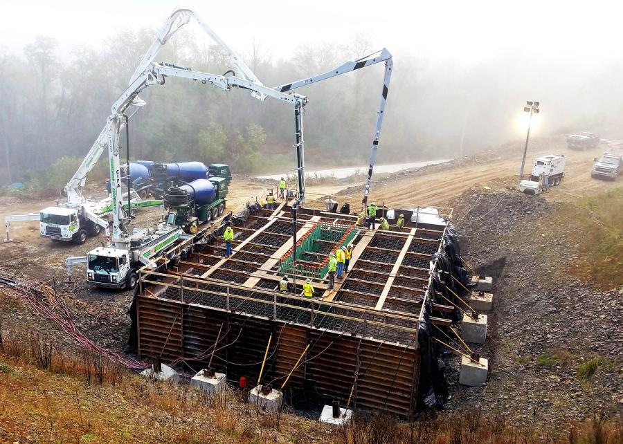 Crews construct a land pier foundation.
(Photo courtesy of PennDOT.)