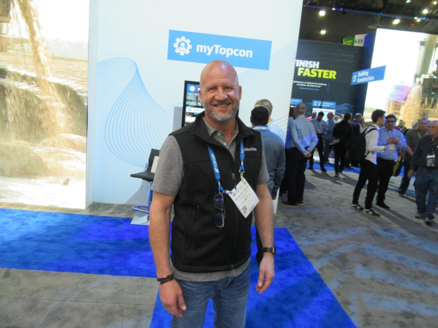 Michael Fenster, smart construction manager / TSE of Columbus Equipment Company, spent time at the Topcon booth while at ConExpo. 