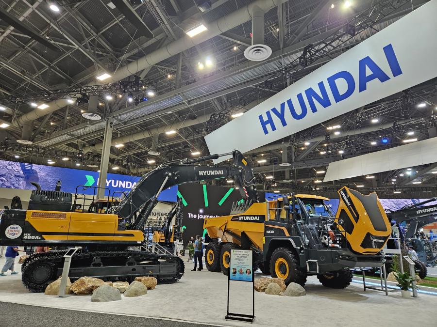 The Hyundai display at ConExpo included this HX480AL crawler excavator and HA30 articulated dump truck. 
