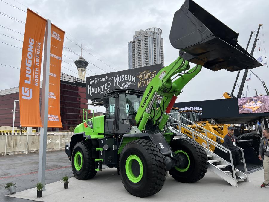 LiuGong brought its new 856H electric wheel loader to Las Vegas to introduce the machine to the North American market.  They announced the first sale of the machine, to the Los Angeles Sanitation Department. 