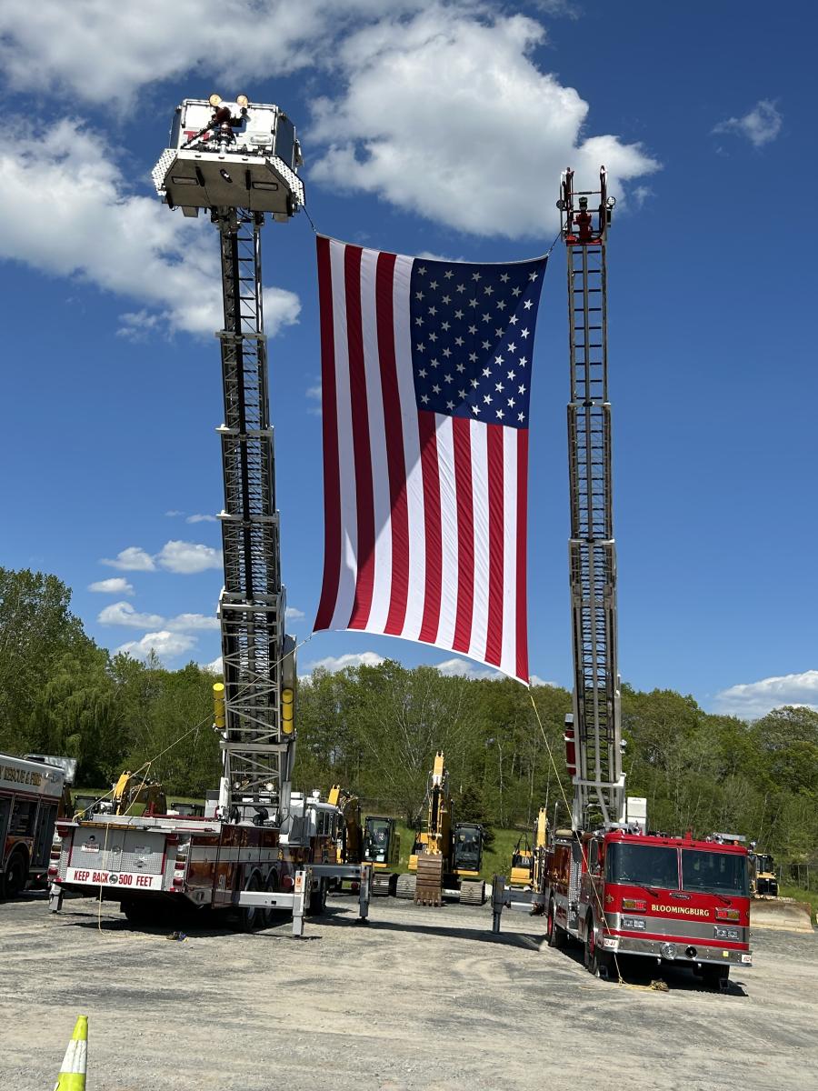 H.O. Penn expresses its American pride in the red, white and blue with a little help from the local fire department.
(CEG photo)
