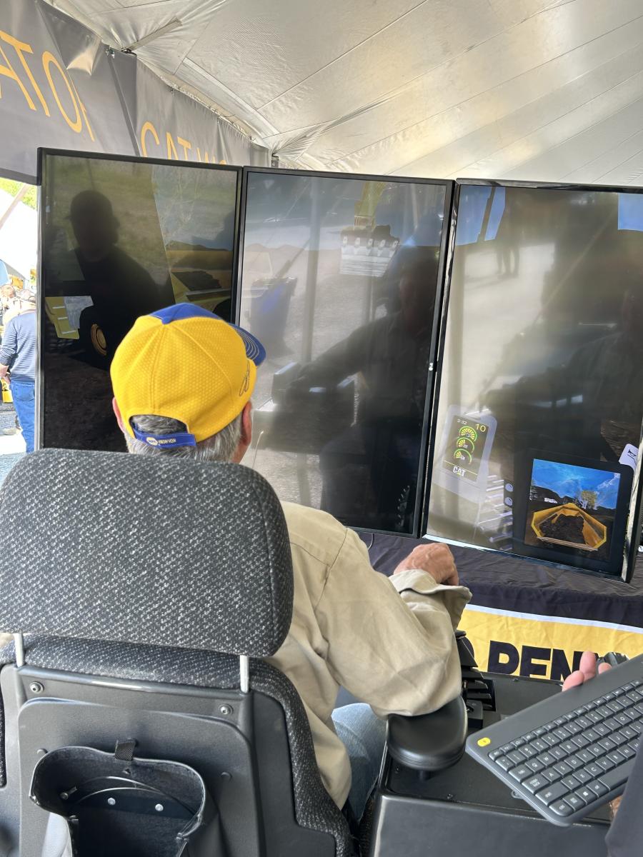 Today’s equipment simulators provide customers with an opportunity to test their excavating skills against other event attendees.
(CEG photo)