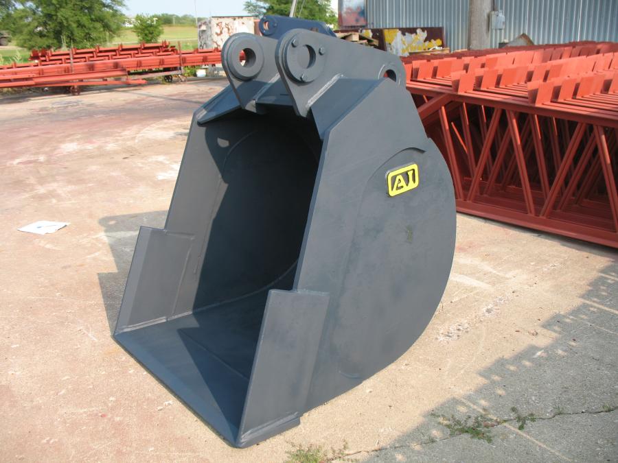 This high strength bucket has the same design features as Attachments International’s large track excavator.