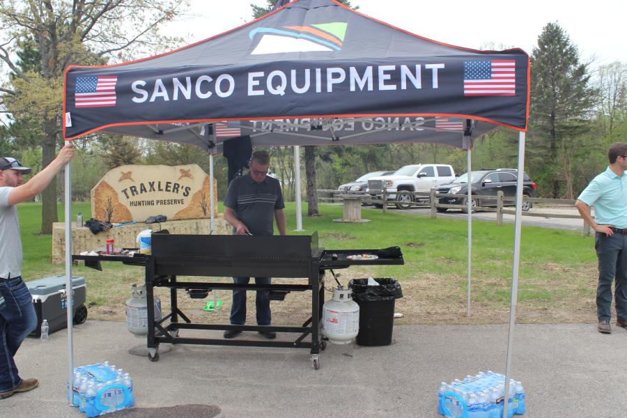 Matt Greibrok, vice president of business development, Sanco Equipment, grills food for customers and employees at Sanco’s inaugural Diamond Demo Days event.
(CEG photo)