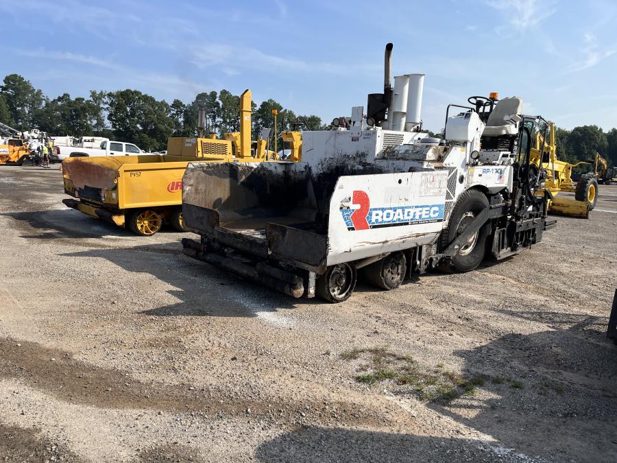 These two paving machines were sold to an online bidder from the Dominican Republic.
(CEG photo)