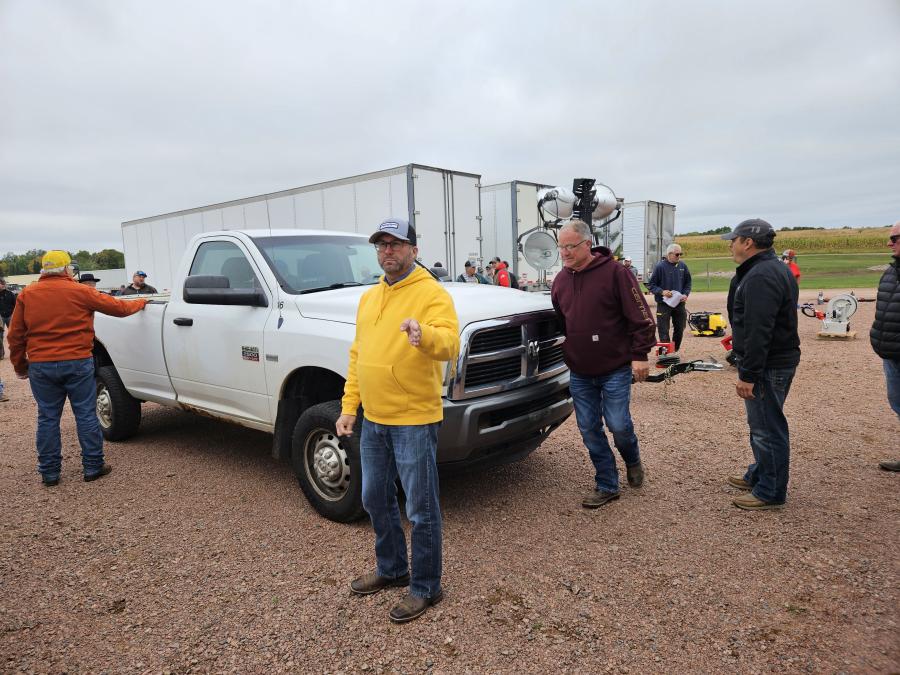 Brian Morgan of Wausau Auctioneers calls the bids for this pickup truck.
(CEG photo)