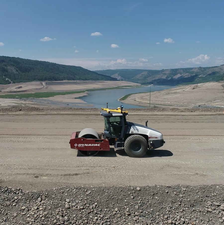 The Trimble Earthworks Grade Control Platform for Autonomous Compactors on a Dynapac CA 5000 soil compactor was tested on the Site C Clean Energy Project on the Peace River in northeast British Columbia.