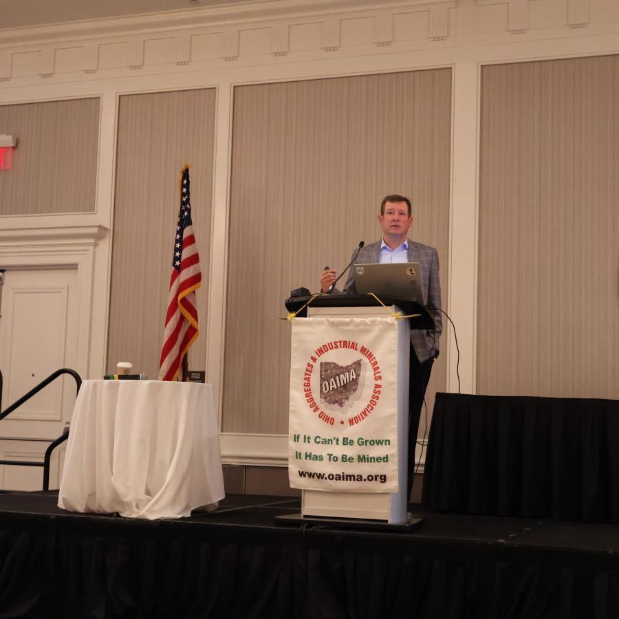 Matt Carle discussed transportation bill zoning issues and permitting at one of the sessions at the show.
(CEG photo)