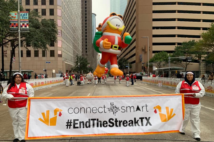 The popular Garfield balloon was sponsored by The Houston ConnectSmart app, which links communities and provides a multitude of mobility options available to drivers.