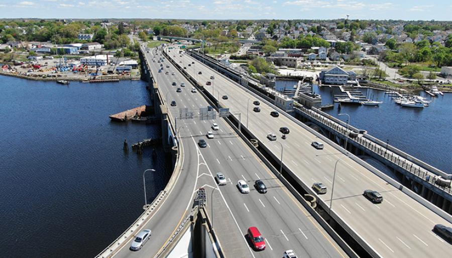 The Washington Bridge project will address the structural deficiencies of the westbound portion of the Washington Bridge, which carries I-195 over the Seekonk River between East Providence and Providence.