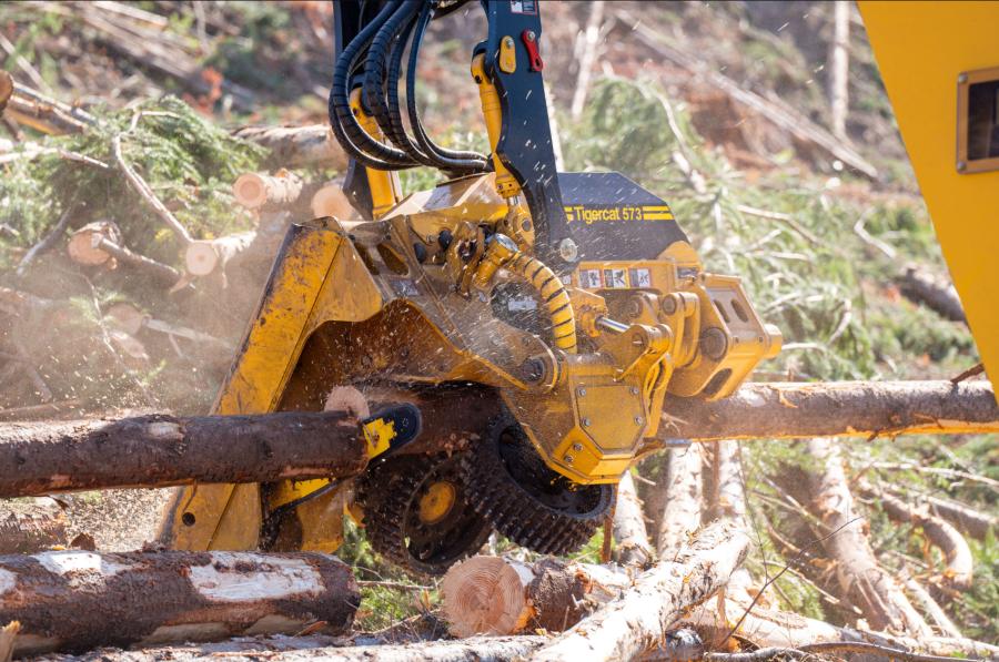 Best suited to medium and large tree profiles, the 573 has a 31 in. maximum cut capacity and offers optimal performance in 16-24 in. diameter timber.